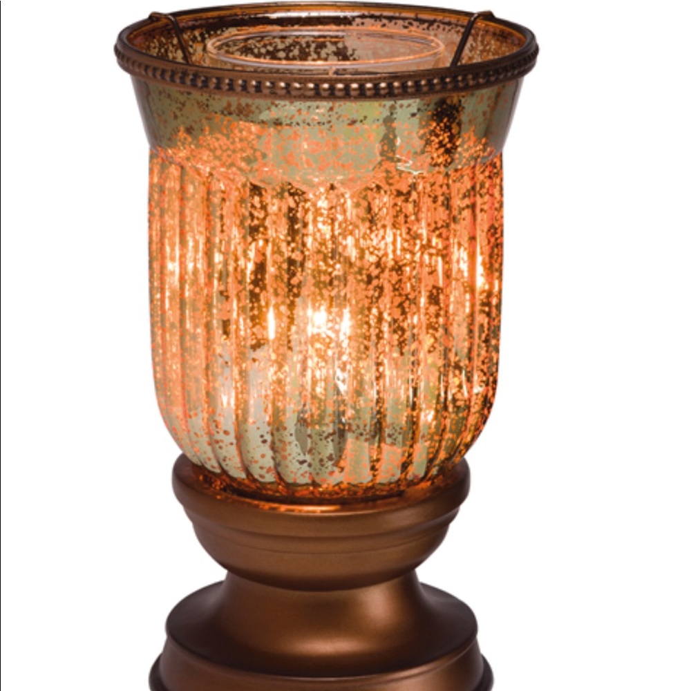 Scentsy Amber Fluted Shade Warmer